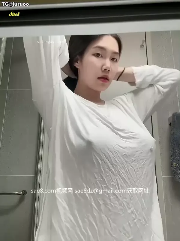 肉感御姐大奶激凸湿身诱惑